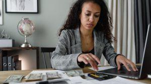 Agusti-Asociados_abogados-y-asesores_Barcelona_España_asesoria-fiscal-fiscal_descuento comercial