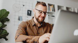 Agustí & Asociados_ asesores_abogados_Barcelona_ Derecho fiscal_Derecho laboral_Tributario_cierre fiscal y contable_Verifactu